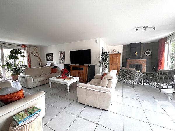 Maison à vendre 7 pièces 184 m² Plaisir