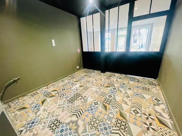 Local commercial Saint Cannat- 45m²