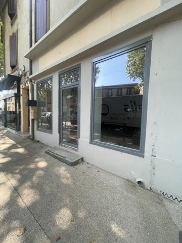 Local commercial Saint Cannat- 45m²