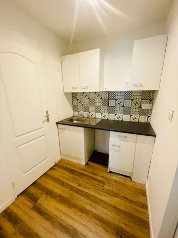 Local commercial Saint Cannat- 45m²