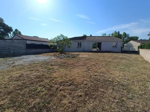 Vente                                                      Maison
                        
                     5 pièces                      104 m2                     à Lescure-d'Albigeois