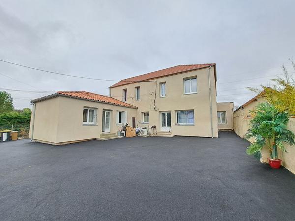 Immeuble à vendre Châtellerault - 86100 / Réf: 11839