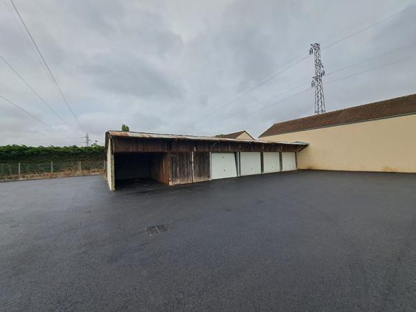 Immeuble à vendre Châtellerault - 86100 / Réf: 11839