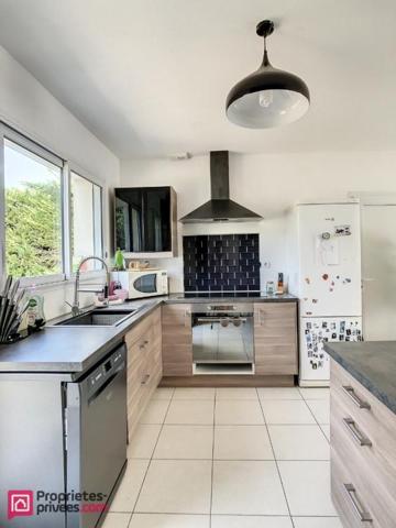 Maison plein pied - Centre bourg à Forges - 5 pièce(s) 96 m2 - 5 mn d'Aigrefeuille