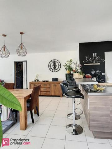 Maison plein pied - Centre bourg à Forges - 5 pièce(s) 96 m2 - 5 mn d'Aigrefeuille