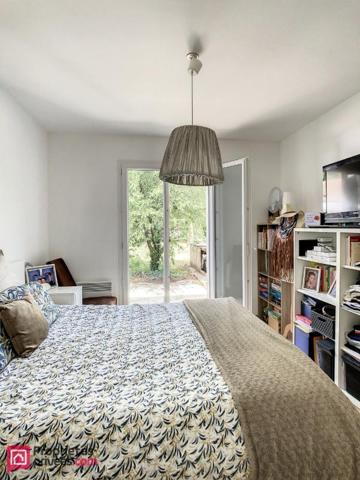 Maison plein pied - Centre bourg à Forges - 5 pièce(s) 96 m2 - 5 mn d'Aigrefeuille