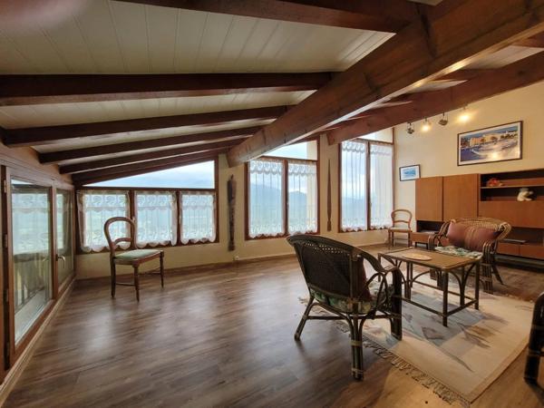 Vente Maison 4 pièces 180 m2 à Leychert