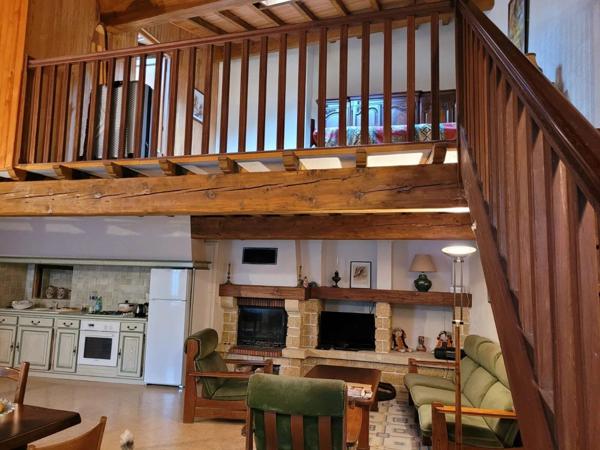 Vente Maison 4 pièces 180 m2 à Leychert