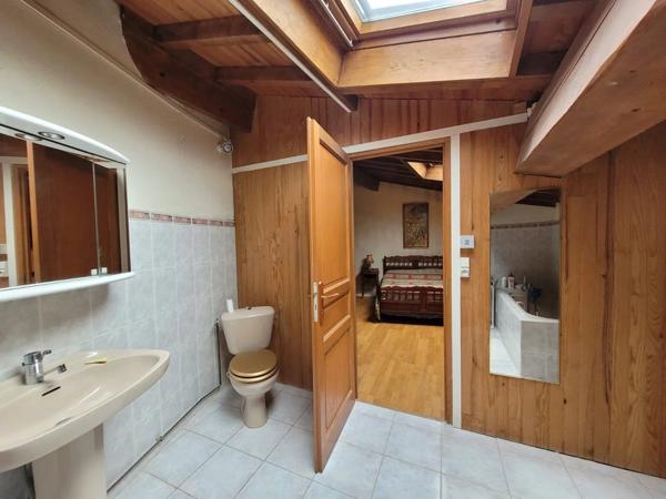 Vente Maison 4 pièces 180 m2 à Leychert