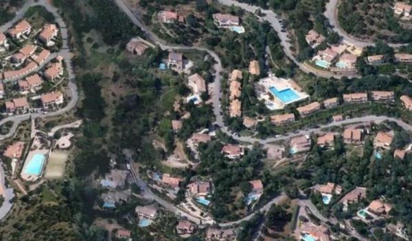 Studio bis dans une résidence avec piscine et tennis