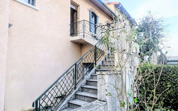 Maison à vendre    4 pièces •  Villereversure