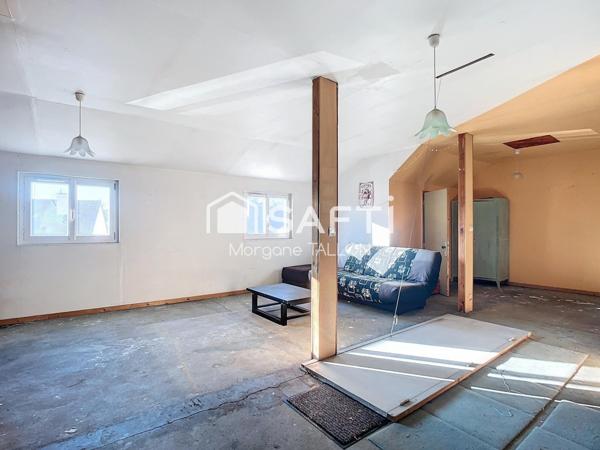 Beau pavillon avec potentiel