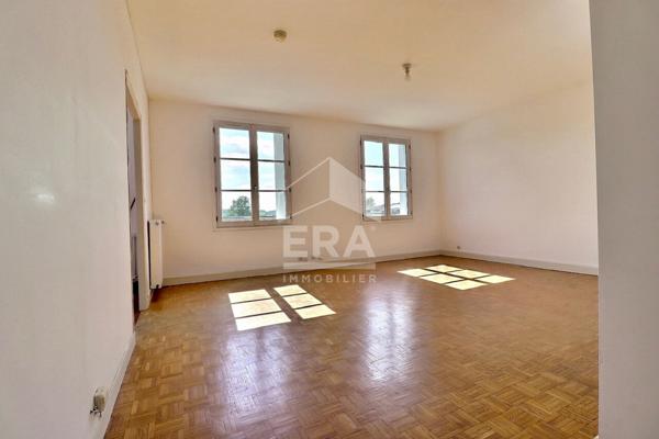 Appartement avec ascenseur à vendre à Etampes 1 pièce(s) 40m