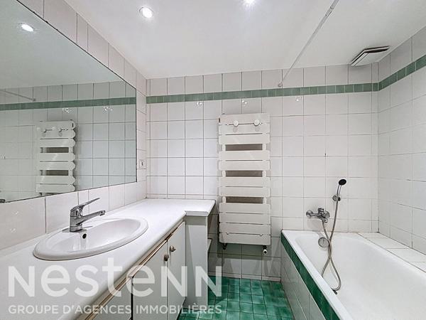 Maison de ville de 250 m² avec jardin, piscine et studio indépendant ? Salon-de-Provence, quartier très recherché