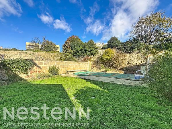 Maison de ville de 250 m² avec jardin, piscine et studio indépendant ? Salon-de-Provence, quartier très recherché