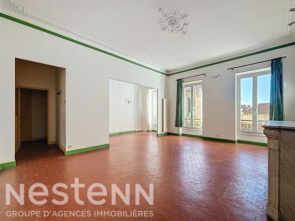 Maison de ville de 250 m² avec jardin, piscine et studio indépendant ? Salon-de-Provence, quartier très recherché