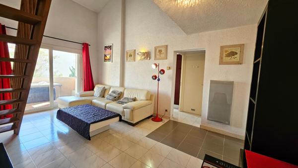 Appartement La Garde 3 pièce(s) 73.80 m2 - Duplex - Proche centre-ville - Terrasse - Stationnement privatif - Cave