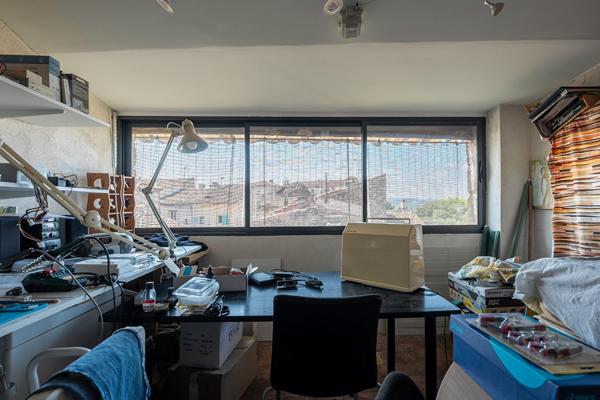 Au coeur de Lauris, une maison façonnée par les siècles
