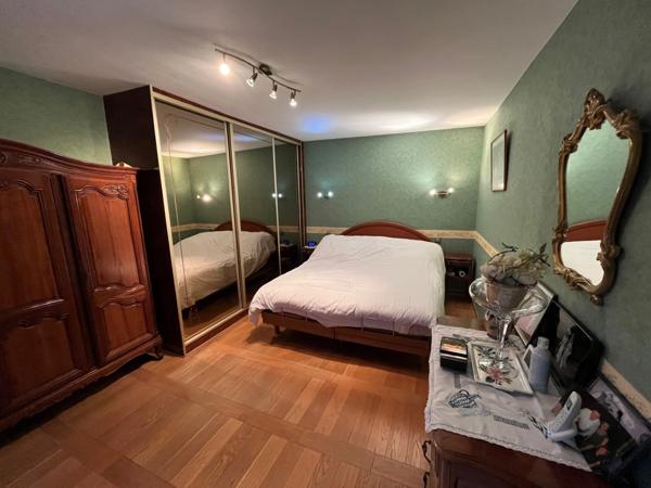 GRAND APPARTEMENT AVEC TRES BELLE VUE!!!