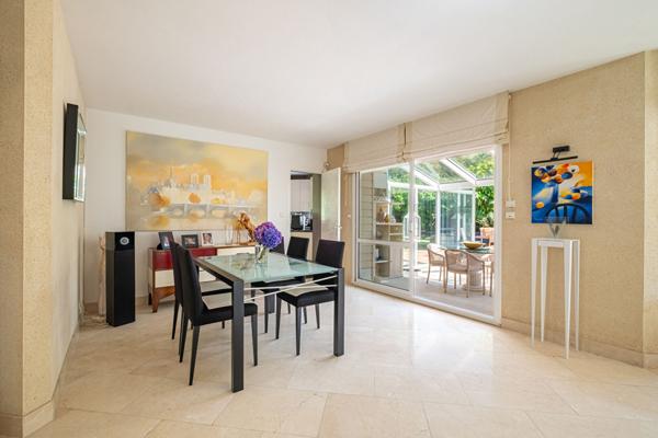 Propriété d'Exception au coeur d'un Domaine Privé