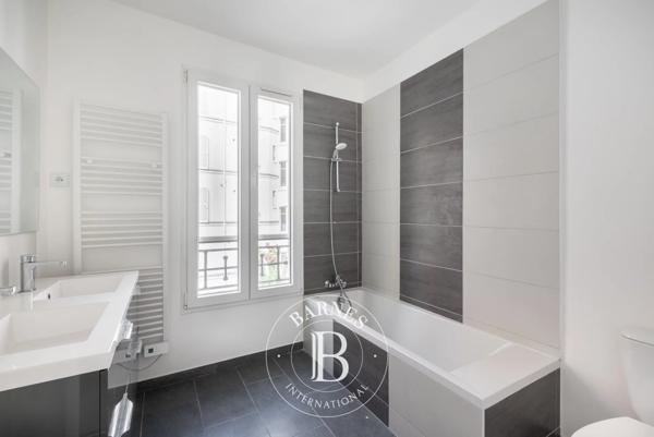 Paris 17ème, Appartement 2 Chambres -  65 m² à vendre