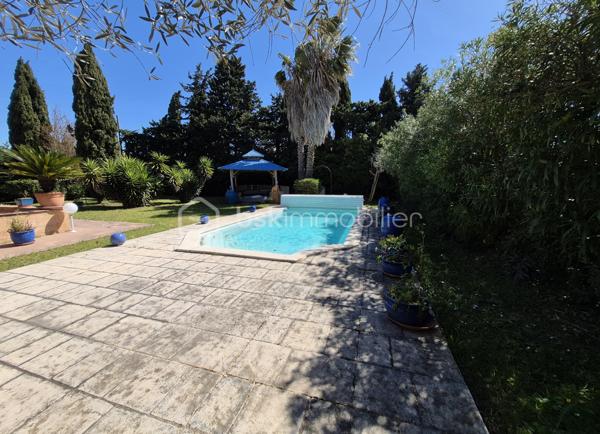 Maison de 201 m²