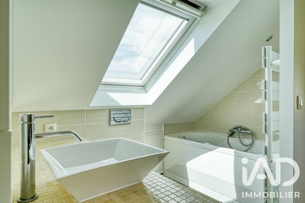 Maison à vendre 8 pièces 188,12 m² Verneuil-sur-Seine