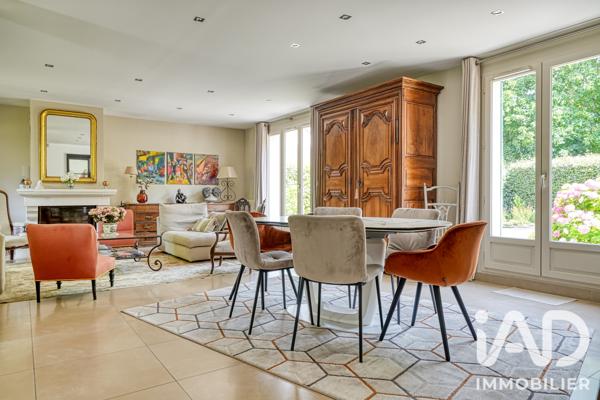 Maison à vendre 8 pièces 188,12 m² Verneuil-sur-Seine