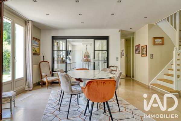 Maison à vendre 8 pièces 188,12 m² Verneuil-sur-Seine