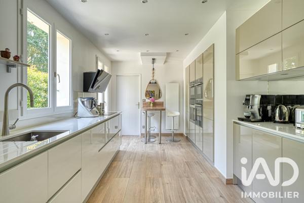 Maison à vendre 8 pièces 188,12 m² Verneuil-sur-Seine