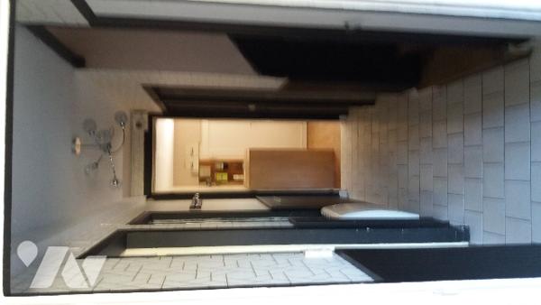 Maison proche Vitry-le-François, comprenant au RDC : entrée, séjour, cuisine,WC
au 1er étage : 4 chb