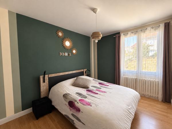 Maison 4 pièce(s) 2 chambre(s) 110 m²