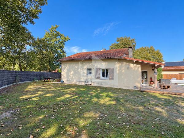 Maison familiale 5 chambres avec piscine à Saint-Pierre-du-Mont !