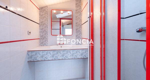 À vendre Appartement 6 pièces 197.78 m² - Mont-de-marsan 40000