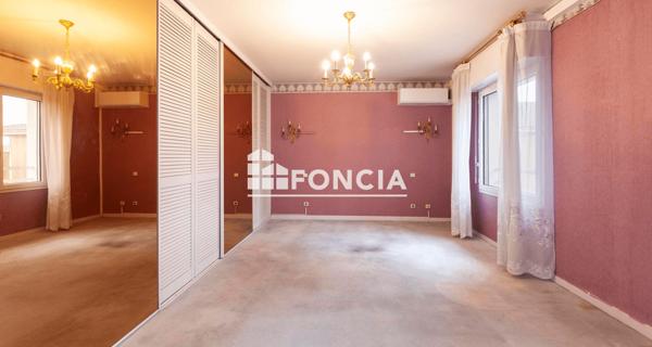 À vendre Appartement 6 pièces 197.78 m² - Mont-de-marsan 40000