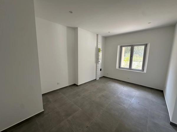 Vente Local commercial 2 pièces 32 m2 à Belle-Église