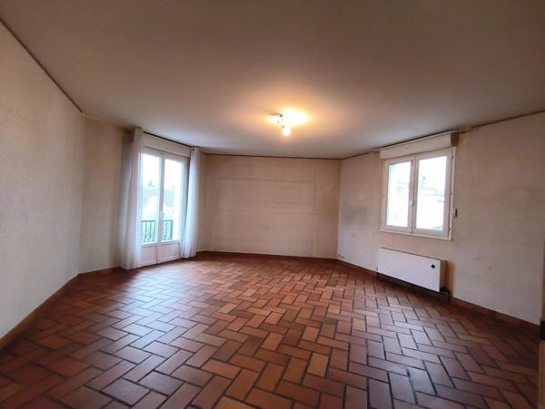 MAISON 94 M² - 4 P - 3 CH - GARAGE - JARDIN