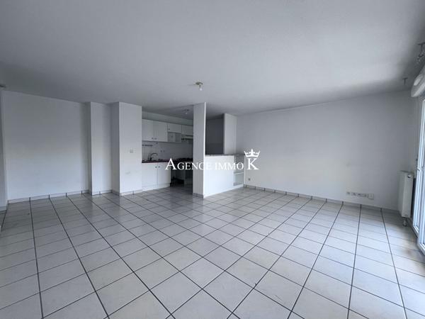 POITIERS - T3 avec balcon et parking , Poitiers