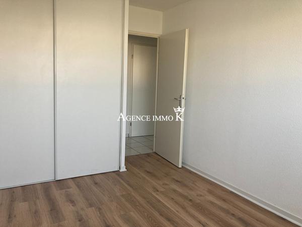 POITIERS - T3 avec balcon et parking , Poitiers
