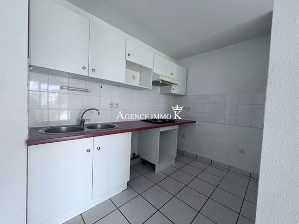 POITIERS - T3 avec balcon et parking , Poitiers