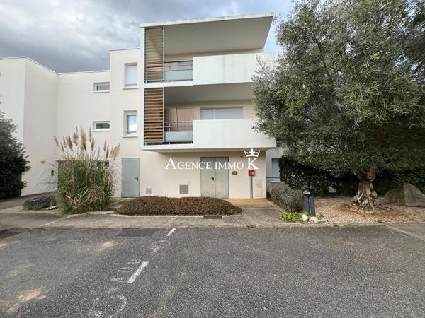 POITIERS - T3 avec balcon et parking , Poitiers