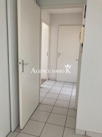 POITIERS - T3 avec balcon et parking , Poitiers