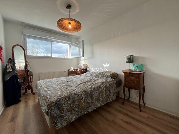 POITIERS - T3 avec balcon et parking , Poitiers