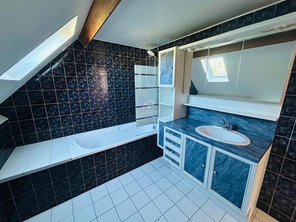 Maison Triel Sur Seine 8 pièce(s) 181 m2 €485 000 ** - Référence 1658