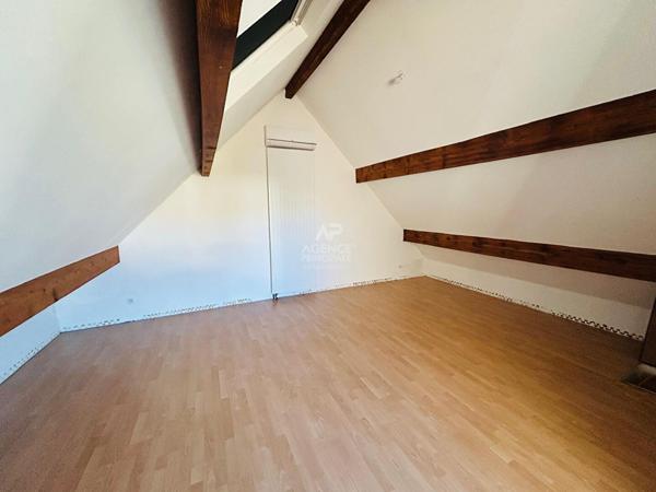 Maison Triel Sur Seine 8 pièce(s) 181 m2 €485 000 ** - Référence 1658