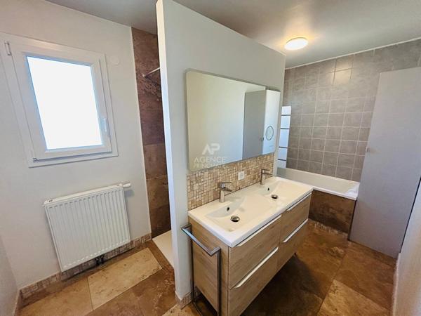 Maison Triel Sur Seine 8 pièce(s) 181 m2 €485 000 ** - Référence 1658