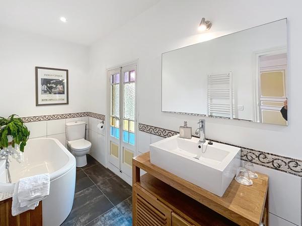 MAISON DE MAÎTRE DE CARACTERE AVEC PISCINE, 30 MIN DE PERPIGNAN
