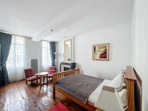 MAISON DE MAÎTRE DE CARACTERE AVEC PISCINE, 30 MIN DE PERPIGNAN