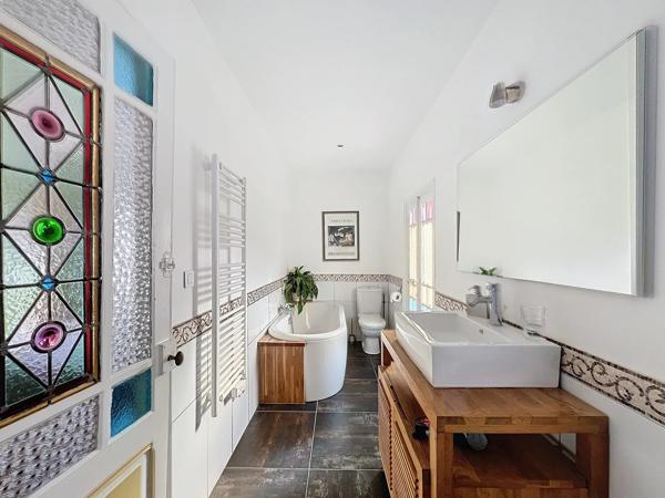 MAISON DE MAÎTRE DE CARACTERE AVEC PISCINE, 30 MIN DE PERPIGNAN