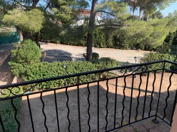 LES ISSAMBRES BASTIDE PROVENCALE T12